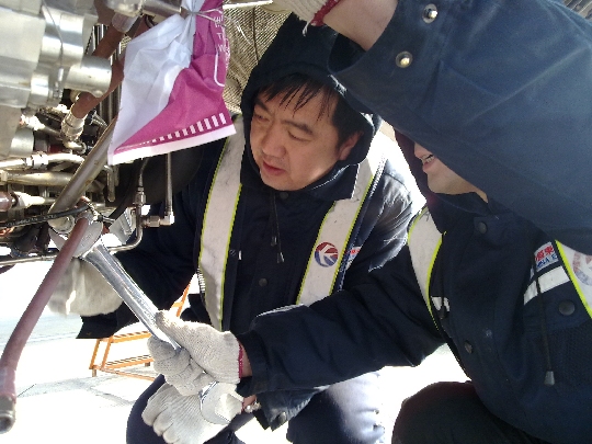 圖片 東航江蘇公司飛機維修部確保春運安全二三事